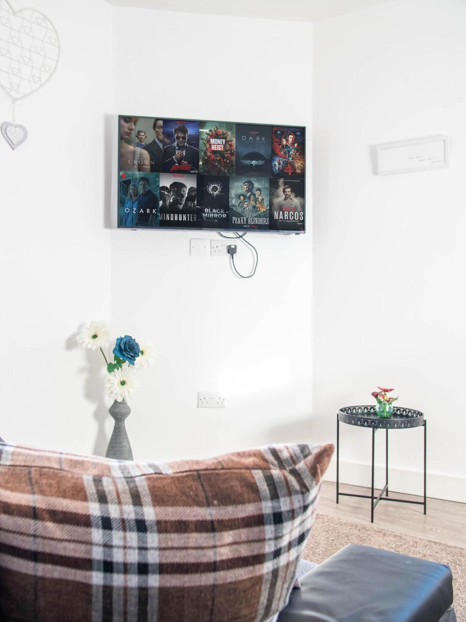 The Heart Of Huddersfield Hideaway Apartamento Exterior foto